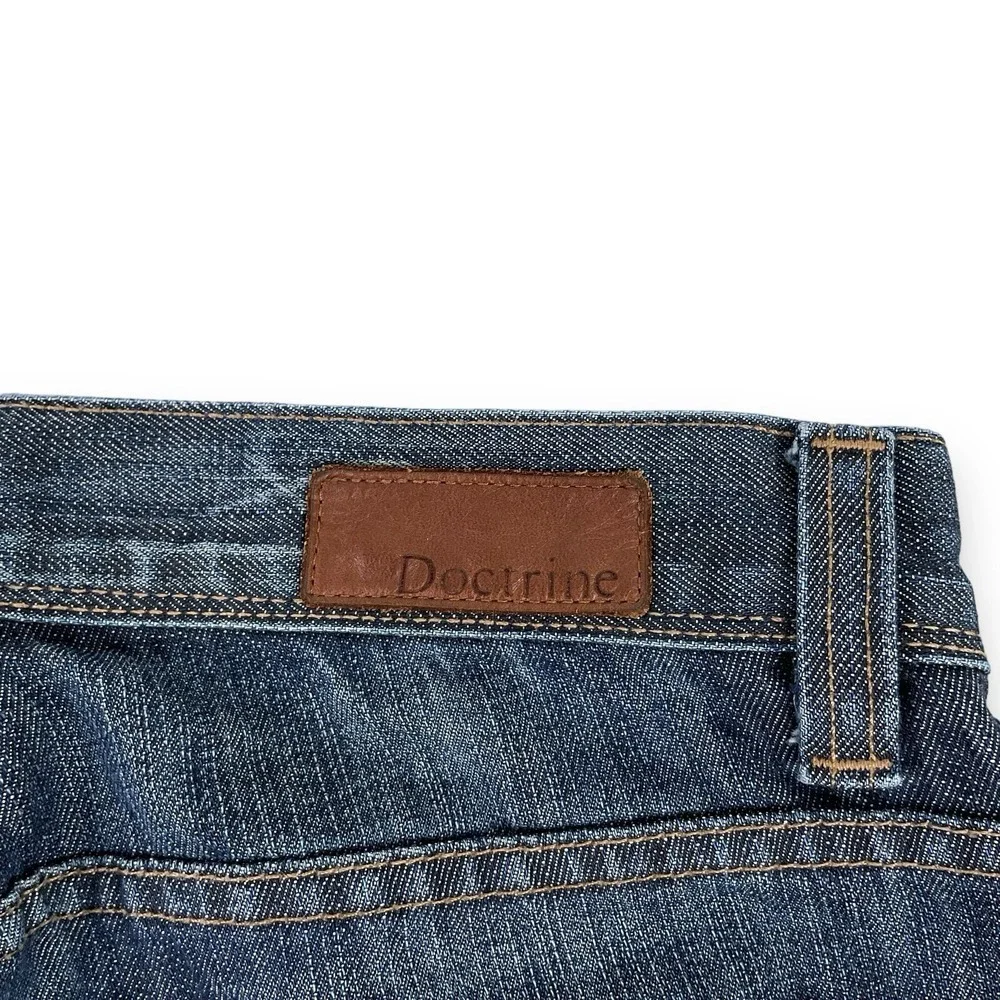 Doctrine Jeans Men 30 (ACTUAL 30x29.5) Blue Straight Denim D7060 USA‎